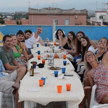 Gianni House Backpackers Hostel Giardini Naxos Εξωτερικό φωτογραφία