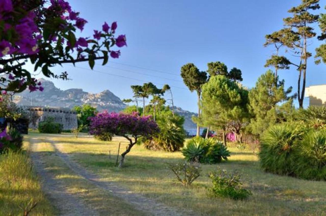 Gianni House Backpackers Hostel Giardini Naxos Εξωτερικό φωτογραφία