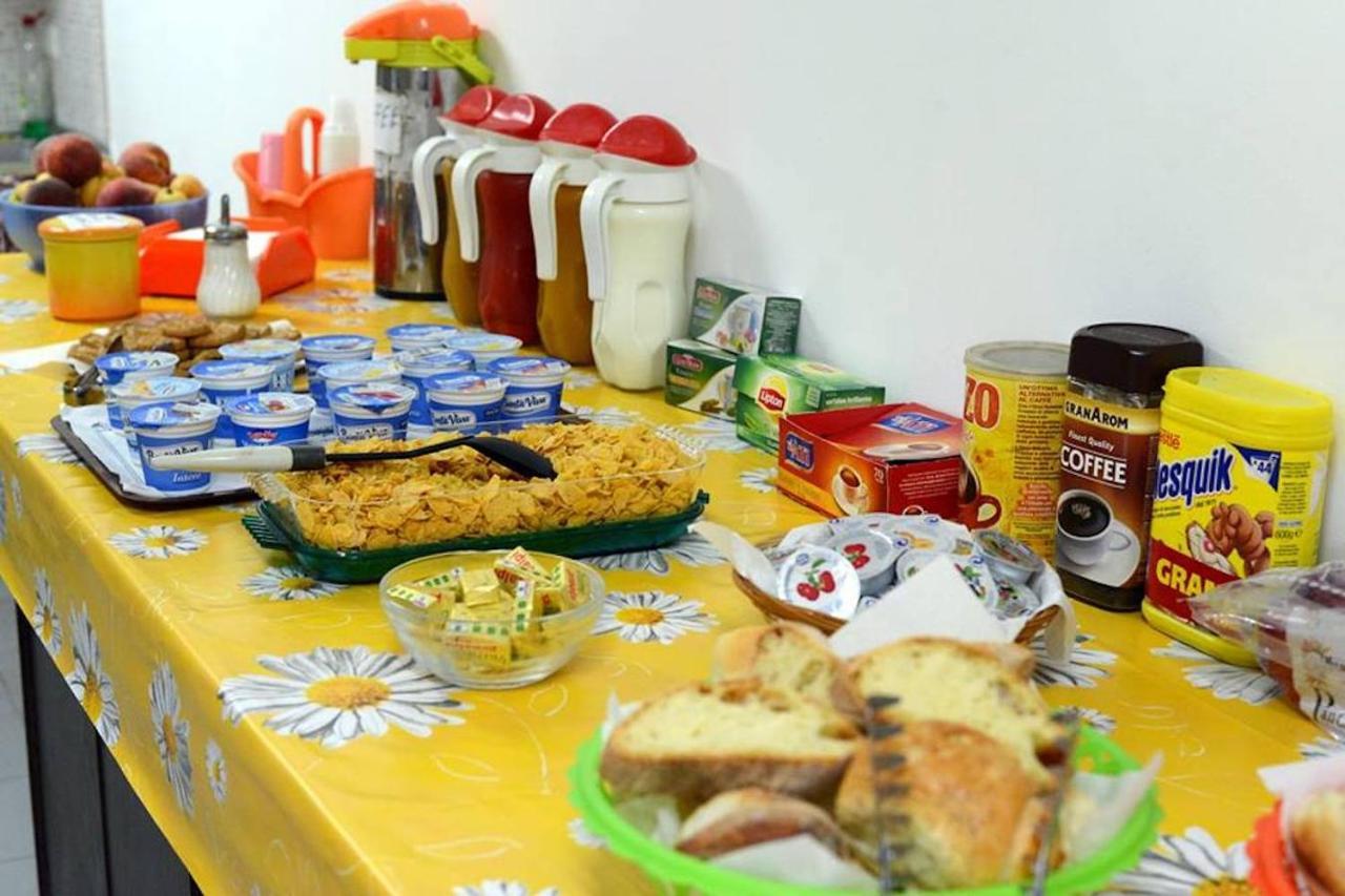 Gianni House Backpackers Hostel Giardini Naxos Εξωτερικό φωτογραφία